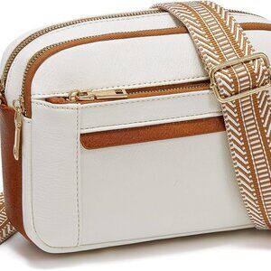 Luxury Vegan Leather Quilted Crossbody Bag for Chic Women - 8.7x3.1x7 in